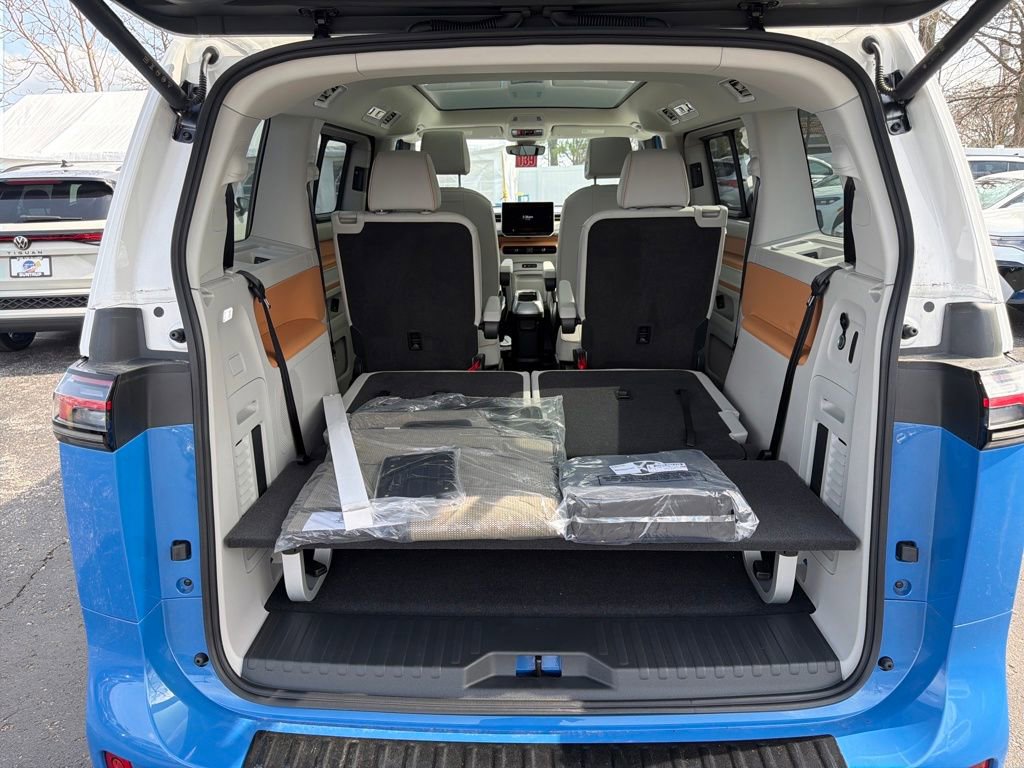 New 2025 Volkswagen ID. Buzz Pro S Plus image 25