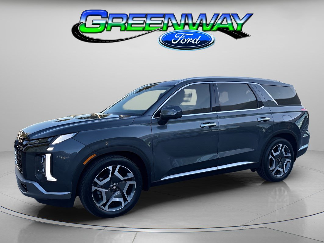 Used 2023 Hyundai Palisade Limited w/ Cargo Package