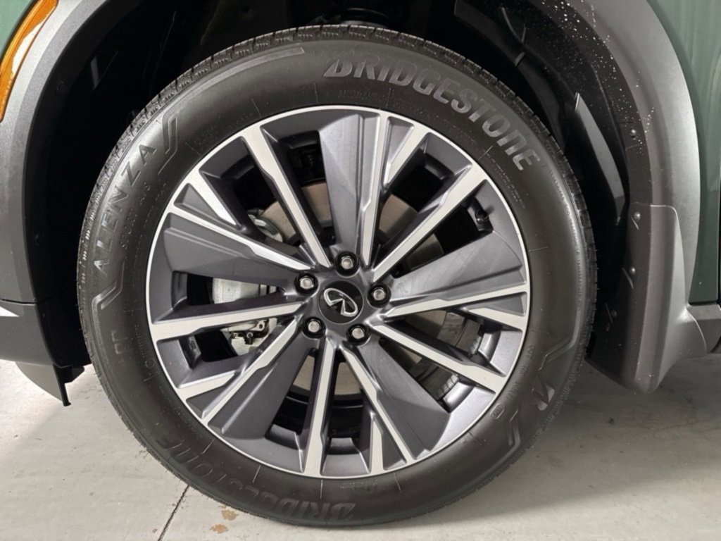 New 2026 INFINITI QX60 Luxe image 8