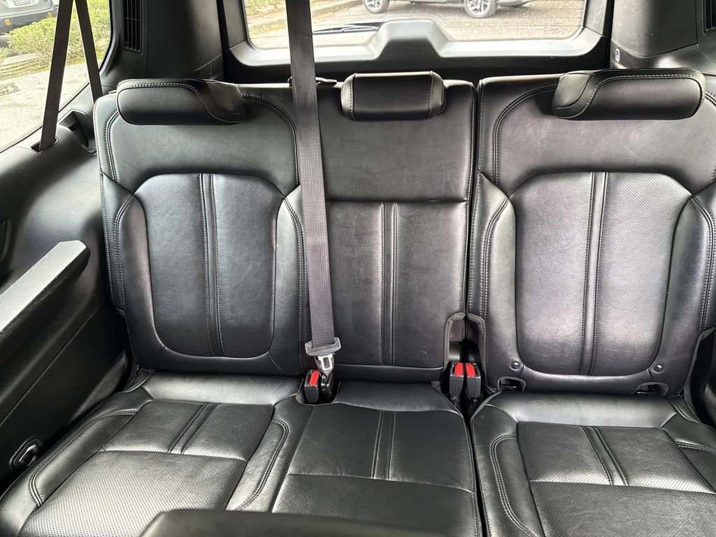 Used 2024 Jeep Wagoneer L Series II image 20