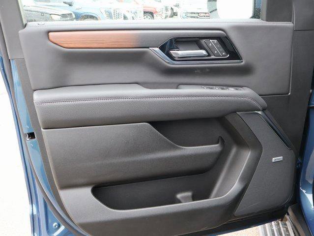 New 2026 GMC Yukon Denali w/ Sun & Power Step Package image 23