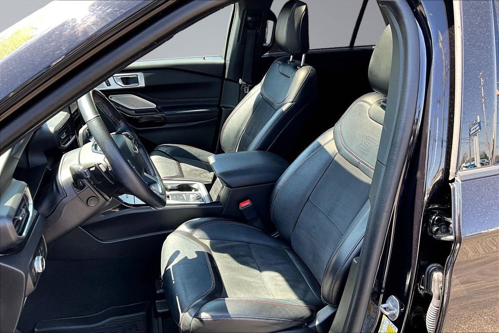 Certified 2023 Ford Explorer ST w/ Technology Package image 23