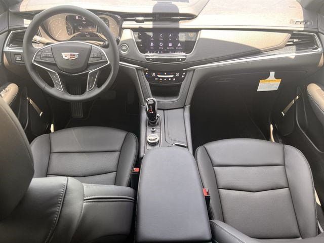 New 2026 Cadillac XT5 Premium Luxury w/ Driver Assist Package FWD image 9