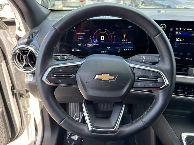 Used 2025 Chevrolet Equinox LT FWD image 47