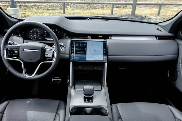 Used 2026 Land Rover Discovery Sport Landmark AWD/4WD image 20