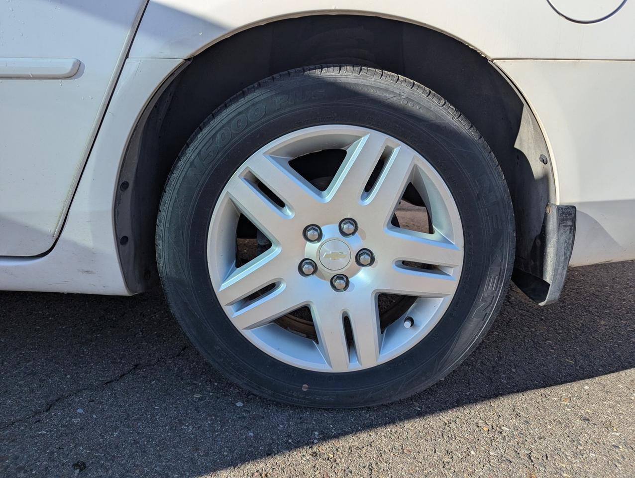 Used 2006 Chevrolet Impala LTZ FWD image 20