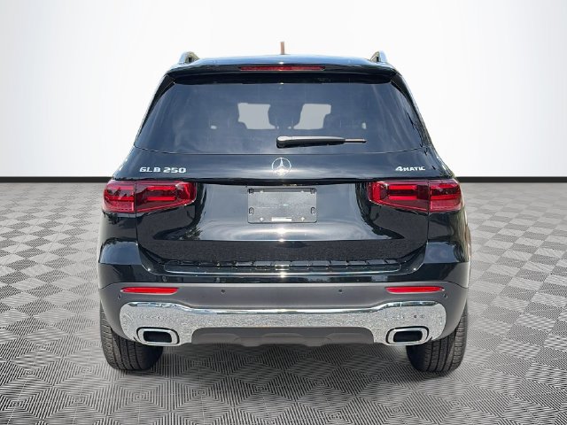 New 2026 Mercedes-Benz GLB 250 4MATIC image 5