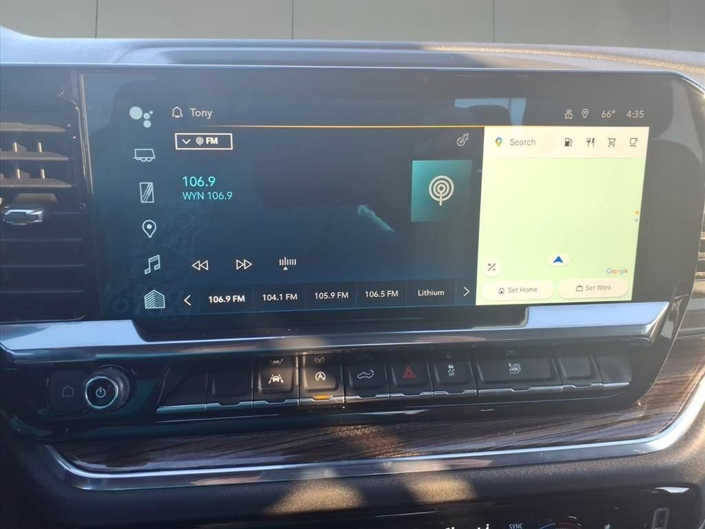 Used 2024 Chevrolet Silverado 1500 LT image 17