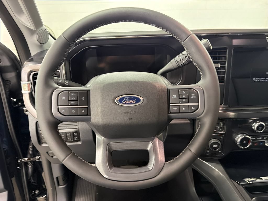 New 2026 Ford F250 Lariat w/ FX4 Off-Road Package AWD/4WD image 17