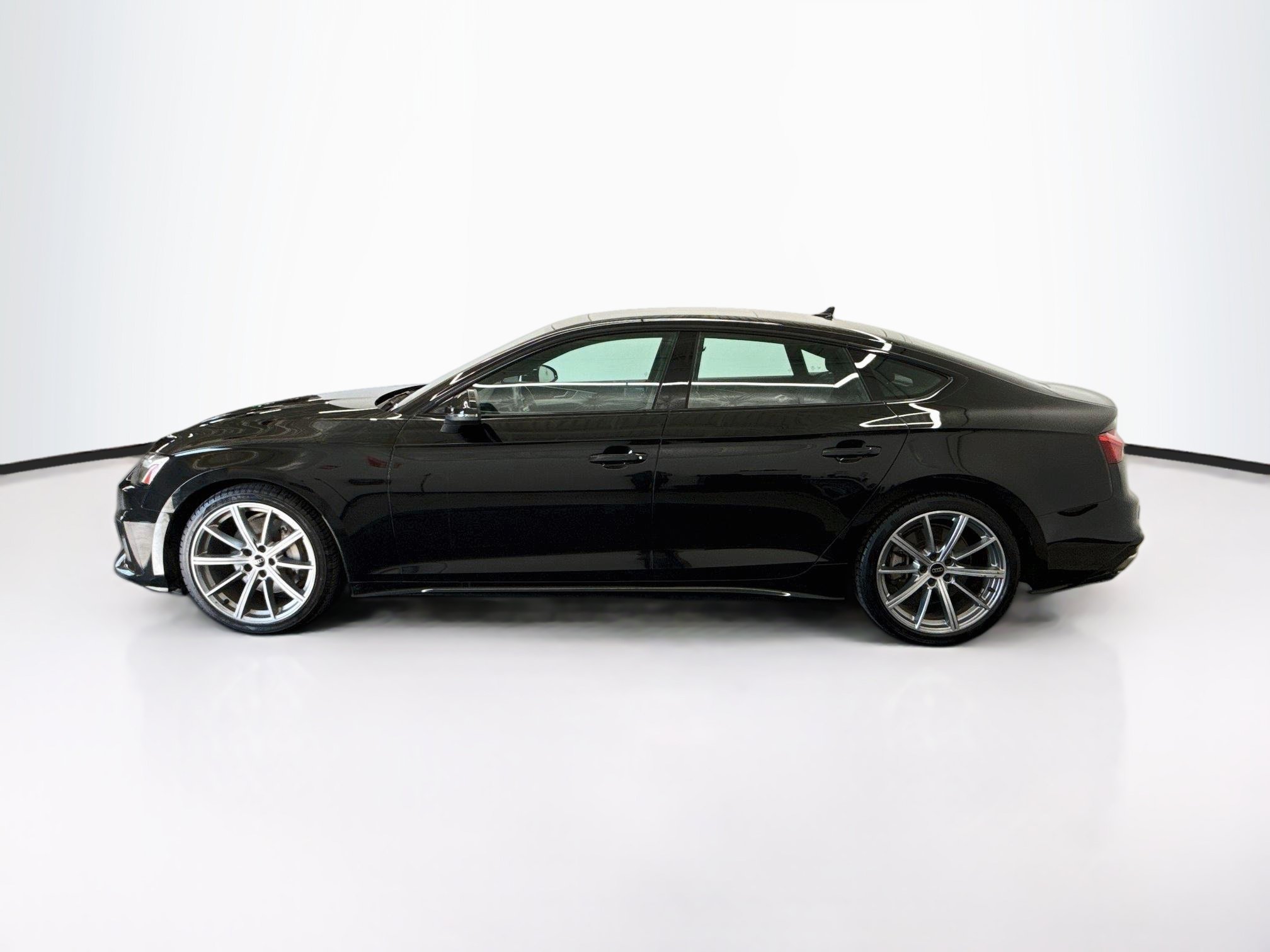 Used 2025 Audi A5 2.0T Premium AWD/4WD image 4