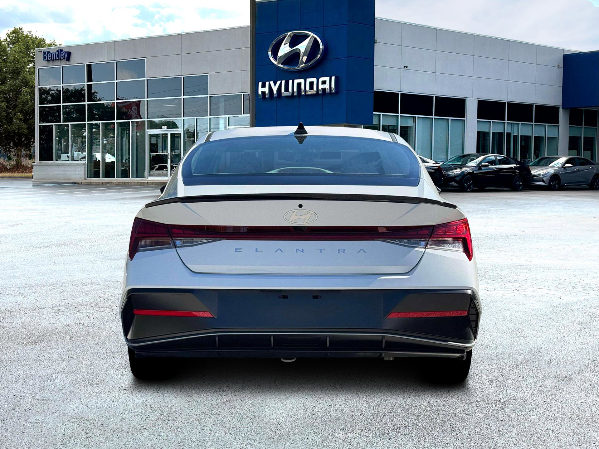 New 2026 Hyundai Elantra SEL Sport Premium image 6