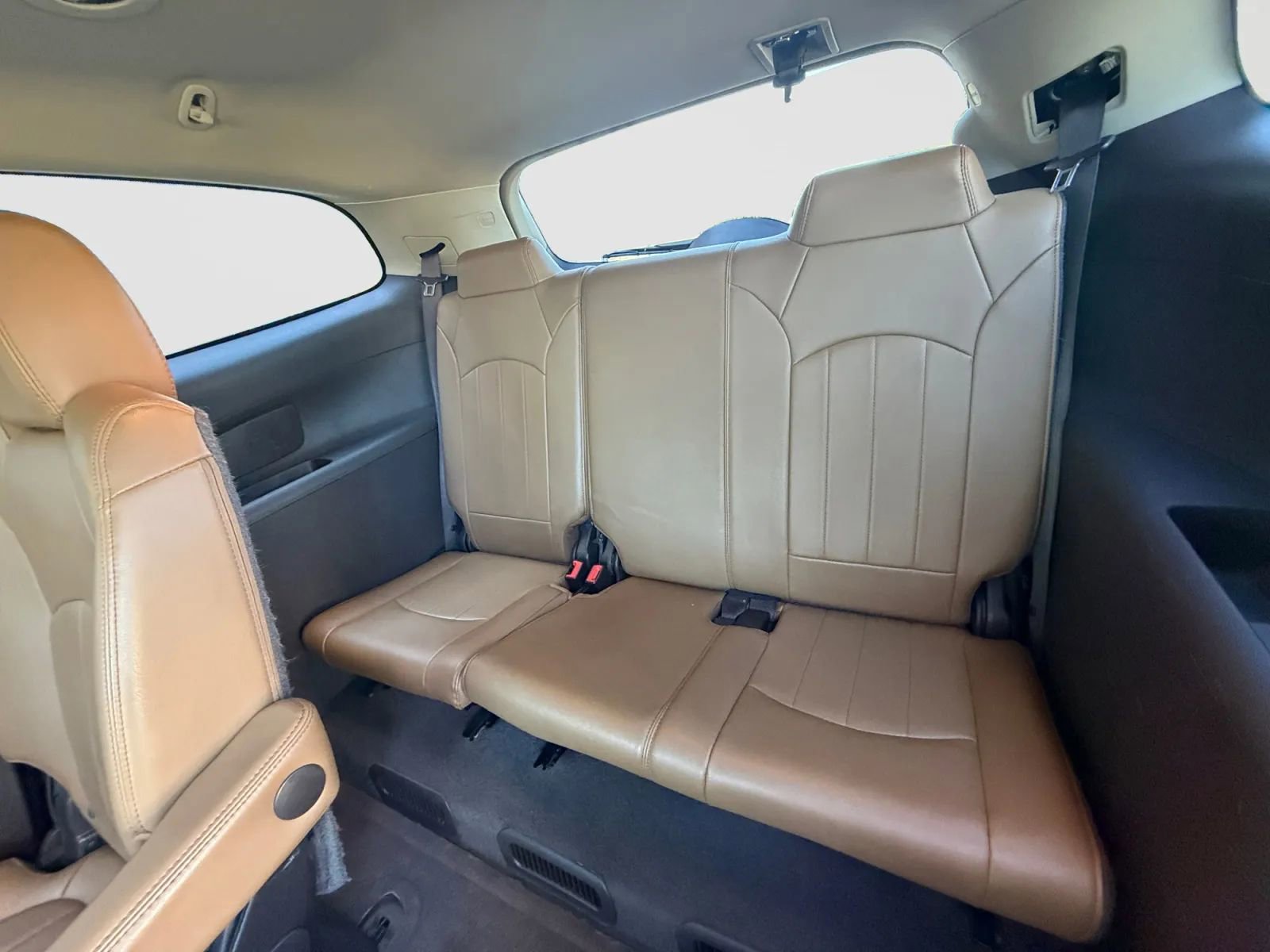 Used 2016 Buick Enclave Leather image 14