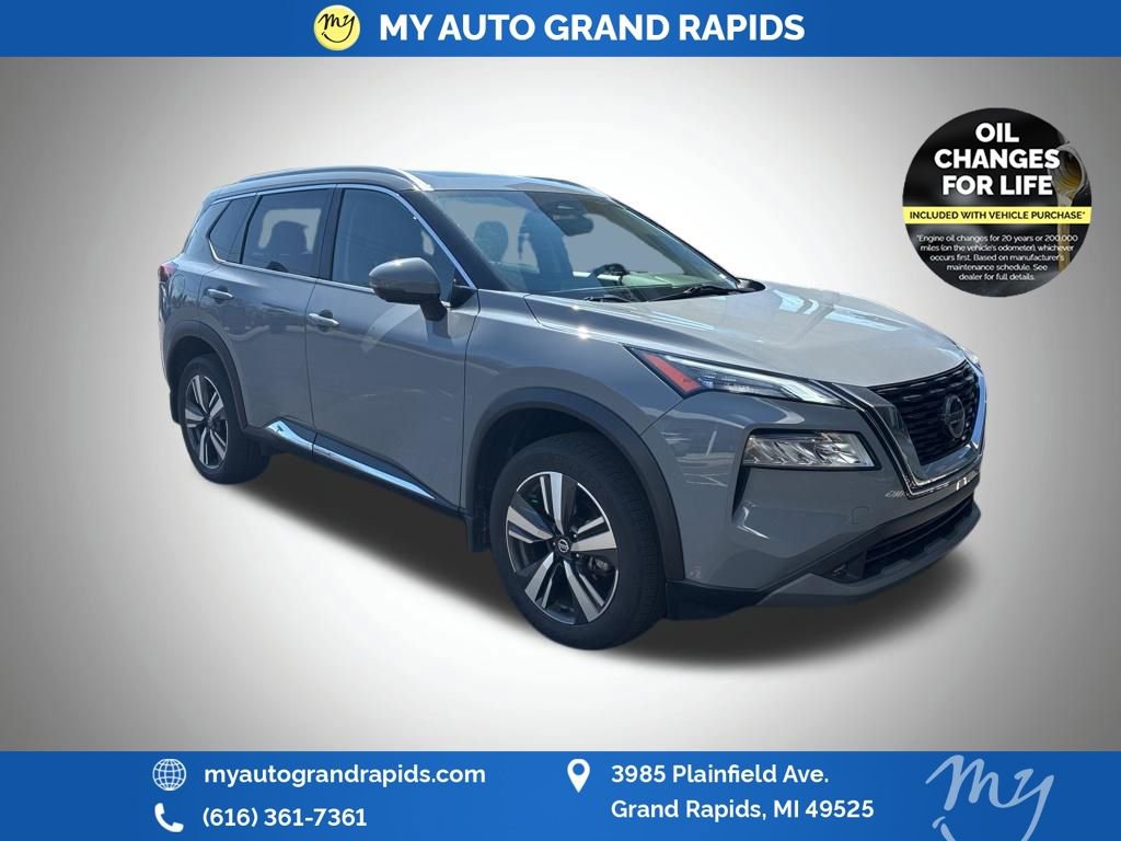 Used 2021 Nissan Rogue SL image 1