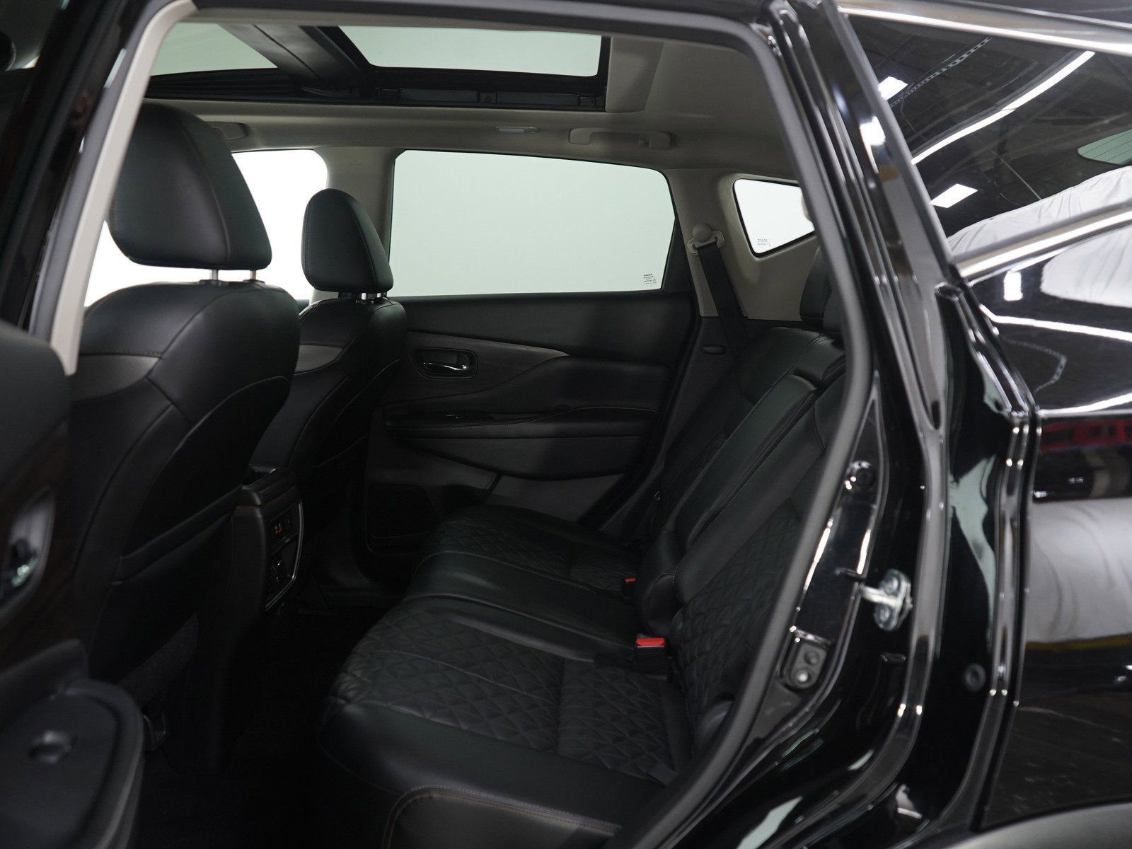 Used 2023 Nissan Murano Platinum image 18