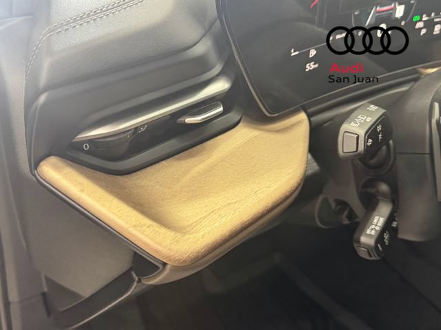Used 2025 Audi Q5 Premium w/ Convenience Package AWD/4WD image 29