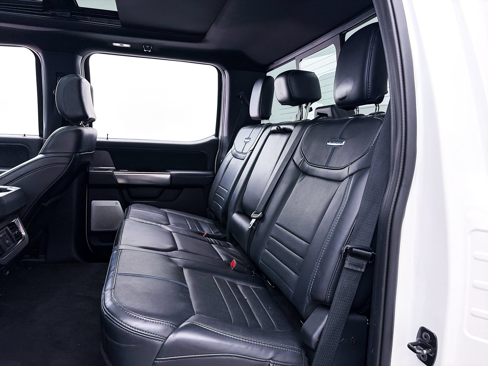 Used 2025 Ford F350 Platinum AWD/4WD image 43