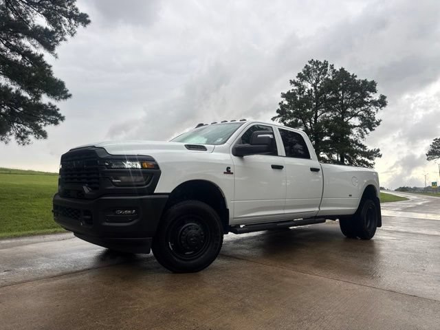 New 2026 RAM 3500 Tradesman AWD/4WD image 3