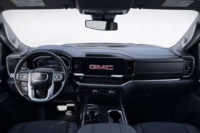 Used 2024 GMC Sierra 1500 Elevation AWD/4WD image 17