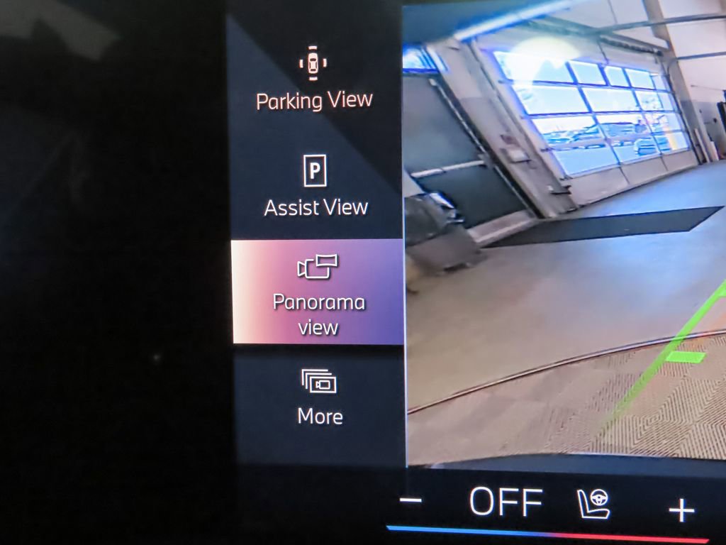 Used 2025 BMW X7 xDrive40i w/ Premium Package AWD/4WD image 20