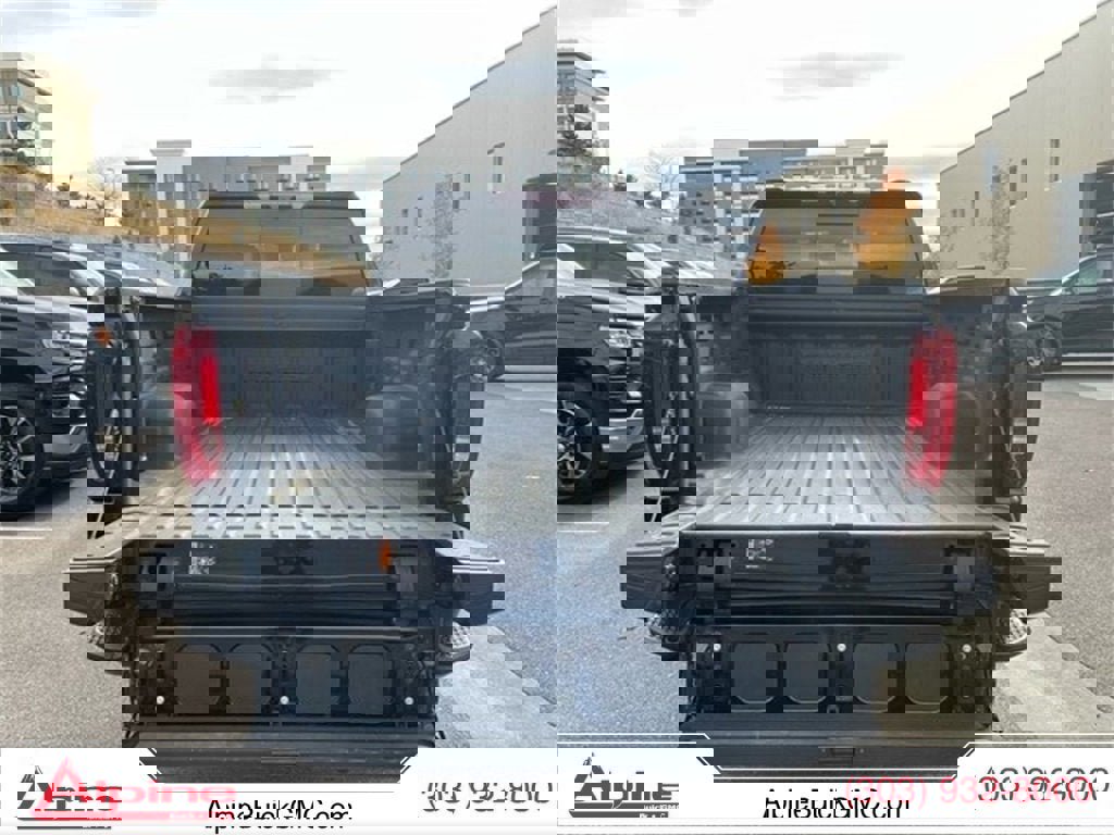 Used 2024 GMC Sierra 1500 Denali w/ Denali Reserve Package image 15