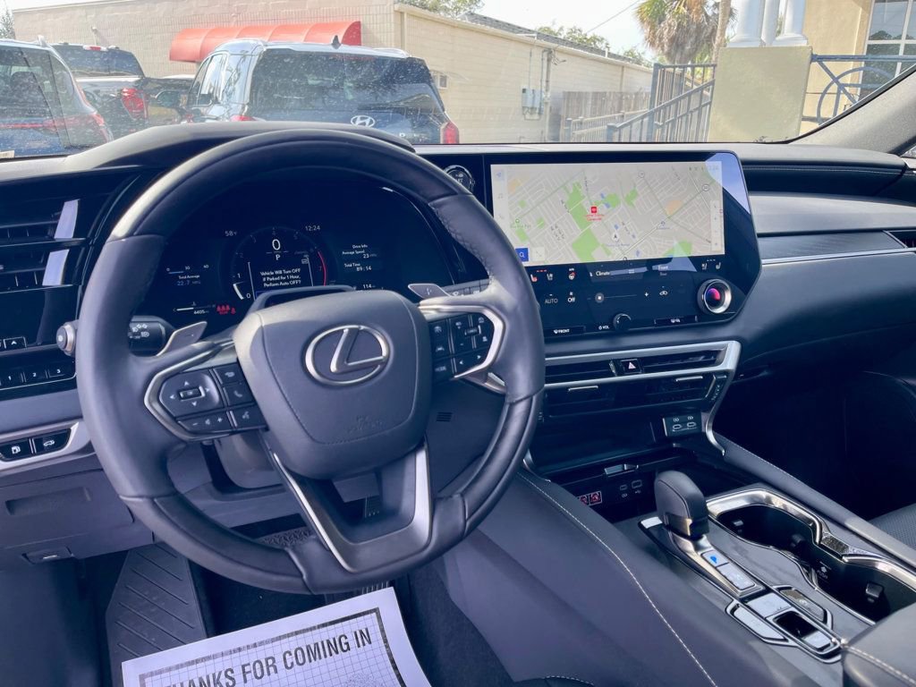 Used 2025 Lexus RX 350 Premium image 13