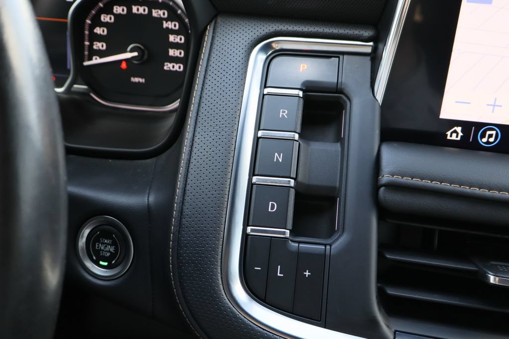 Certified 2021 GMC Yukon AT4 w/ Rear Media and Nav Package AWD/4WD image 18