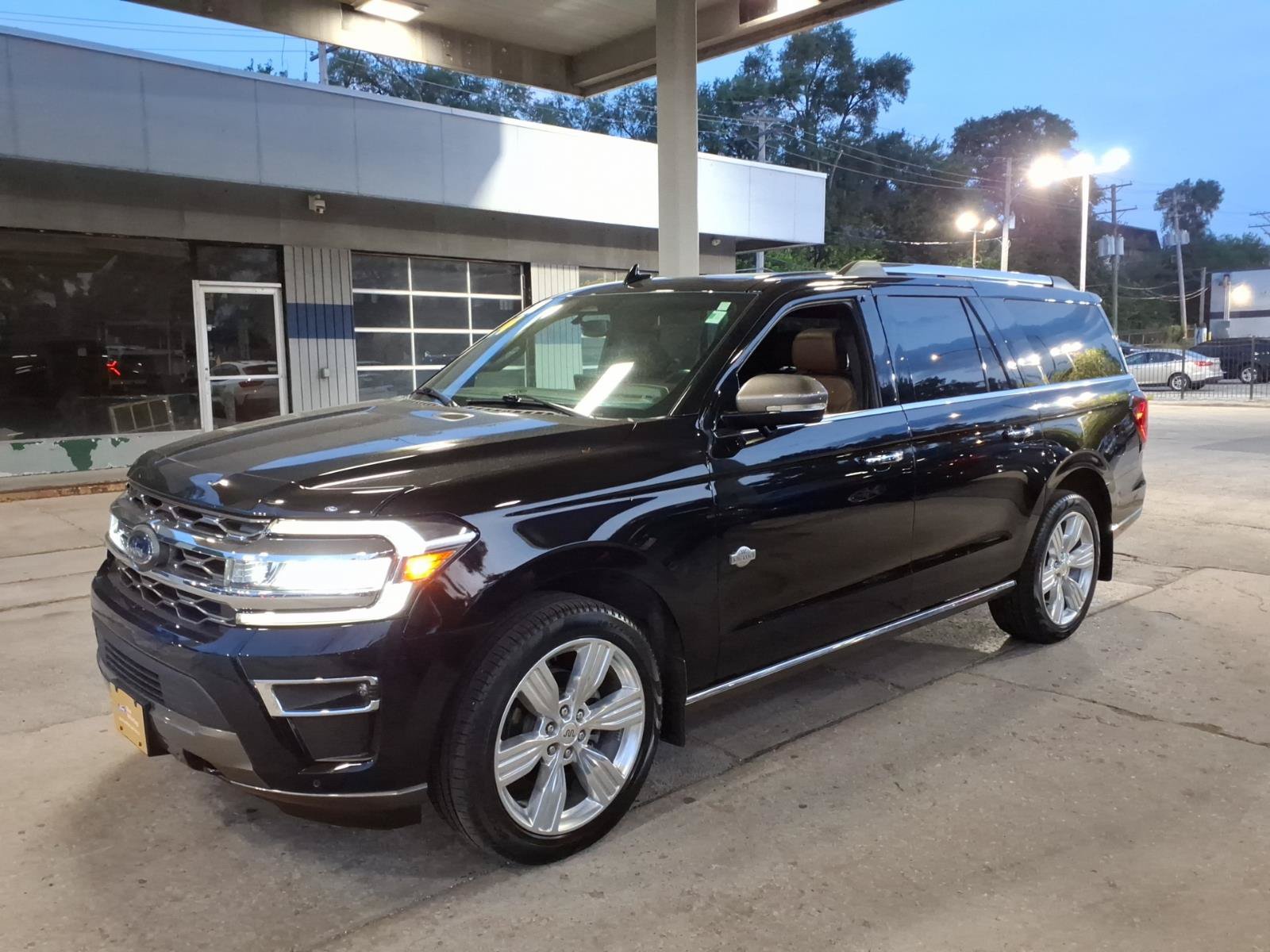Certified 2024 Ford Expedition Max King Ranch AWD/4WD image 6