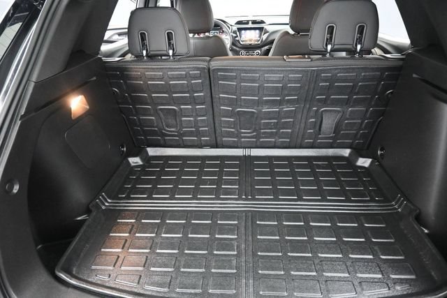 Used 2023 Chevrolet TrailBlazer RS w/ Convenience Package AWD/4WD image 26