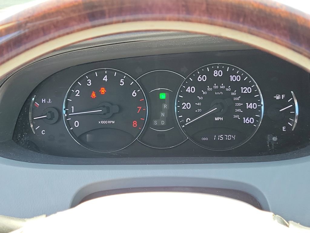 Used 2010 Toyota Avalon Limited FWD image 29
