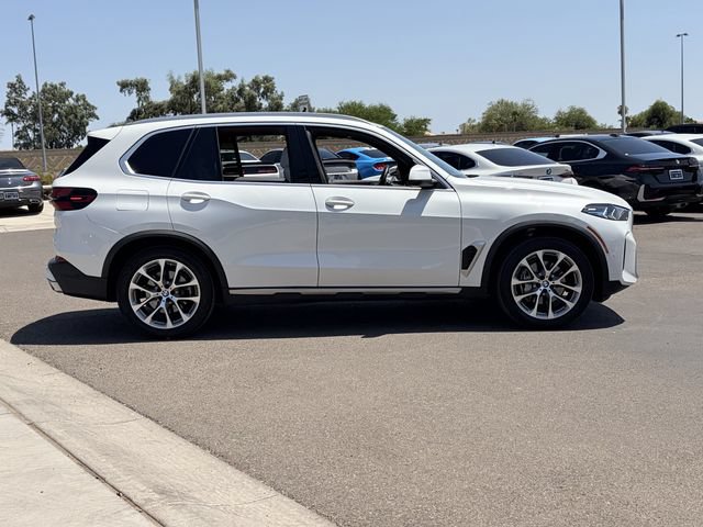 Certified 2024 BMW X5 xDrive40i w/ Premium Package AWD/4WD image 6
