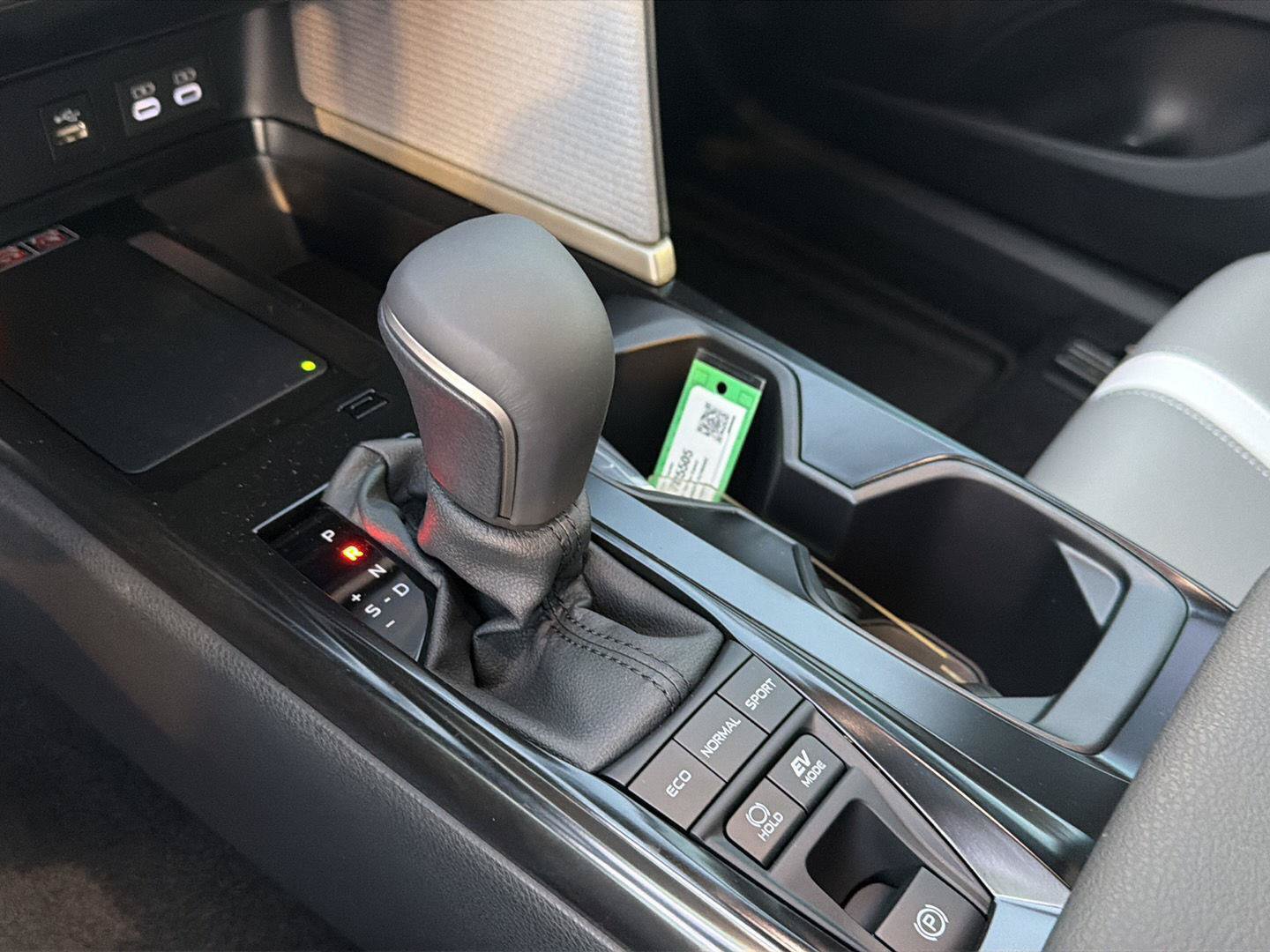 New 2026 Toyota Camry SE w/ Multimedia Upgrade Package FWD image 27