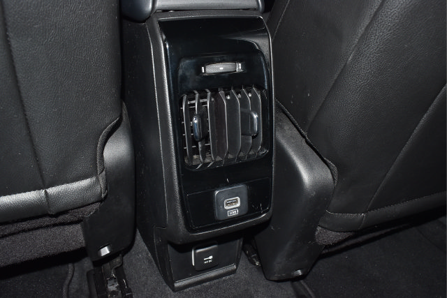 Used 2024 Jeep Compass Latitude AWD/4WD image 14