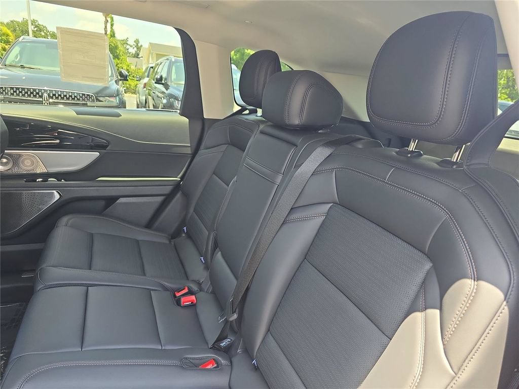 New 2026 Lincoln Nautilus Reserve AWD/4WD image 10