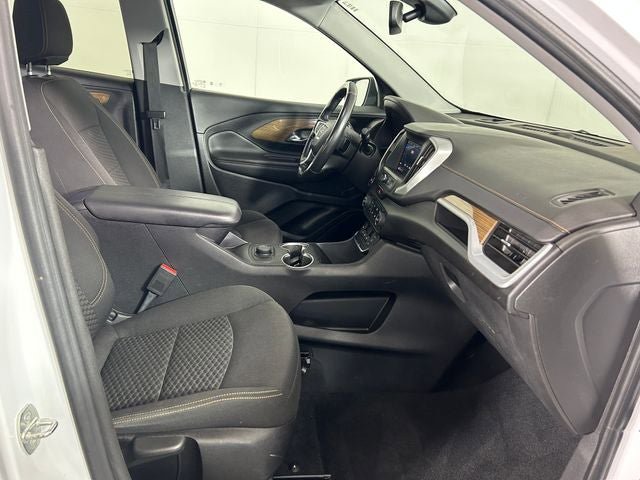 Used 2020 GMC Terrain SLE FWD image 28
