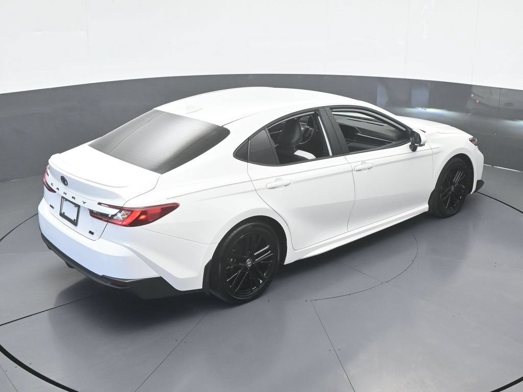 Used 2026 Toyota Camry SE FWD image 55