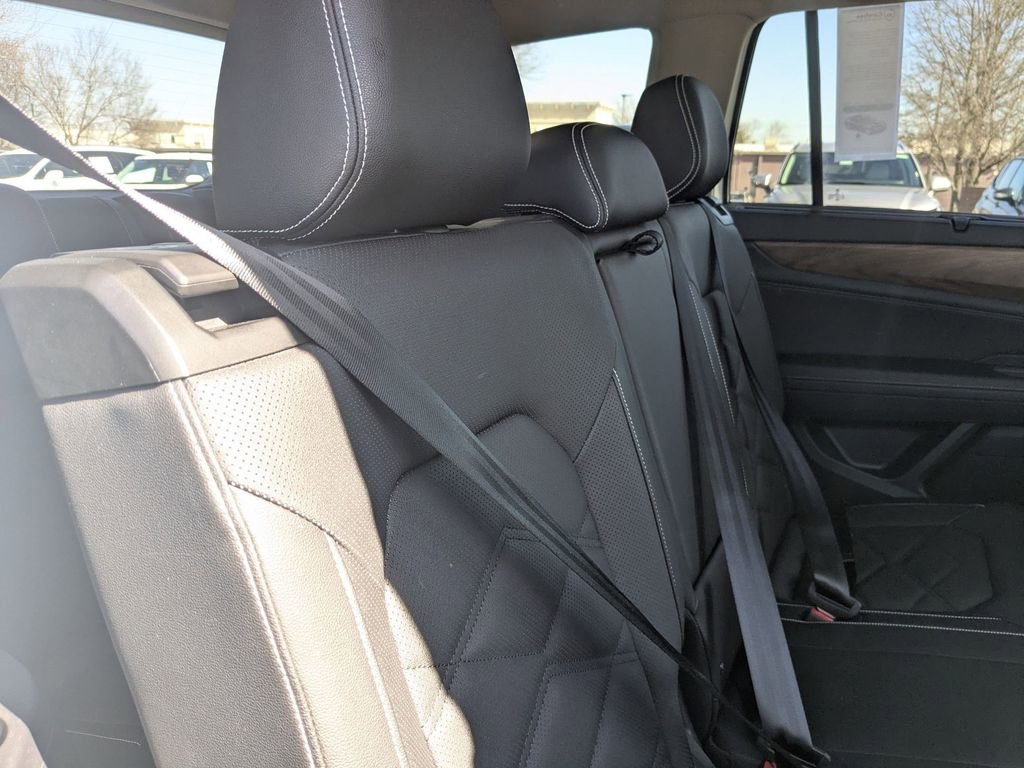 Used 2025 Volkswagen Atlas SE image 29
