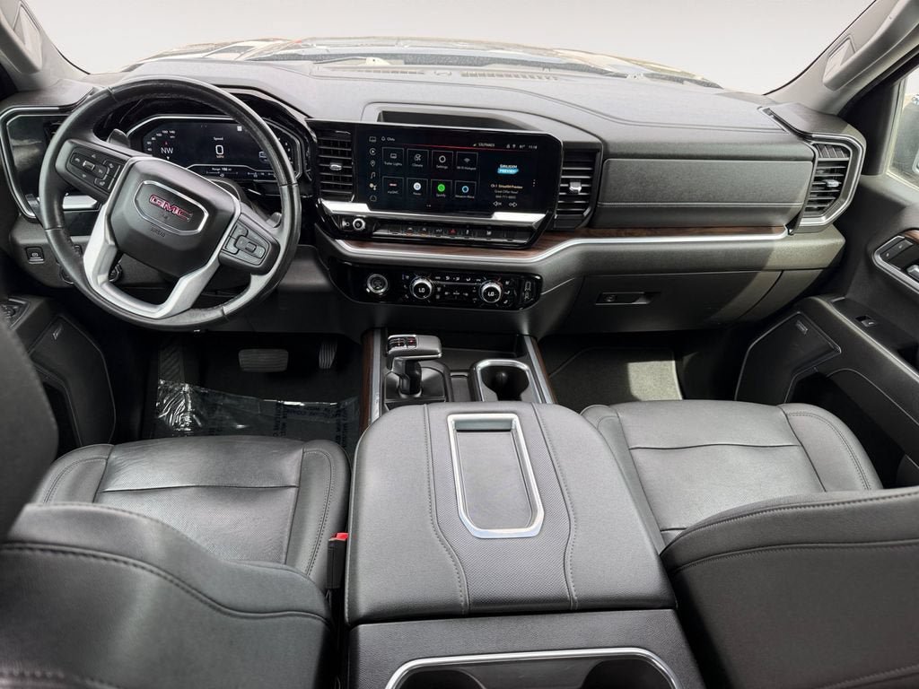 Certified 2022 GMC Sierra 1500 SLT w/ SLT Convenience Package AWD/4WD image 10