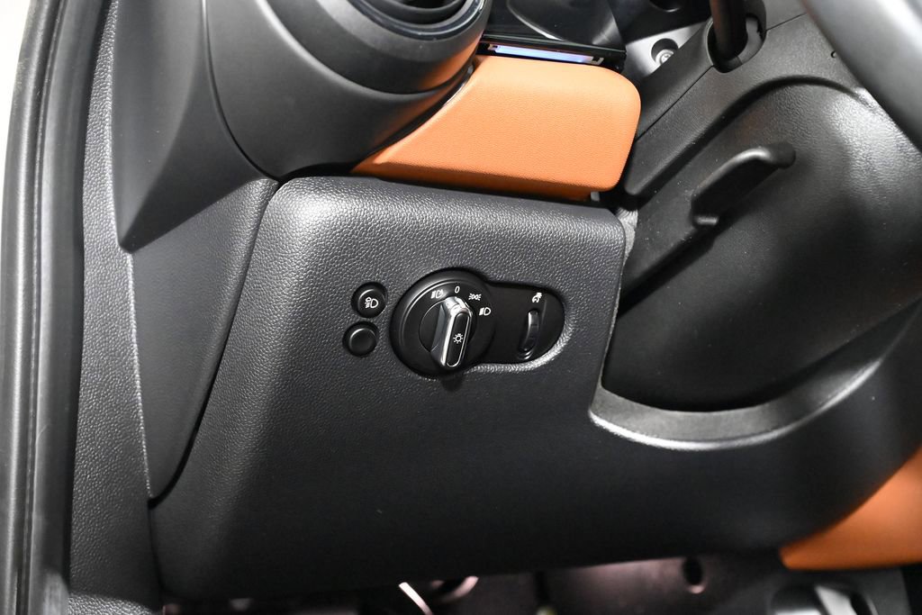 Used 2023 MINI Cooper S w/ Signature Upholstery Package image 24