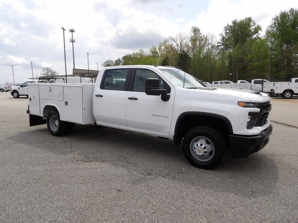 Used 2026 Chevrolet Silverado 3500 W/T AWD/4WD image 10
