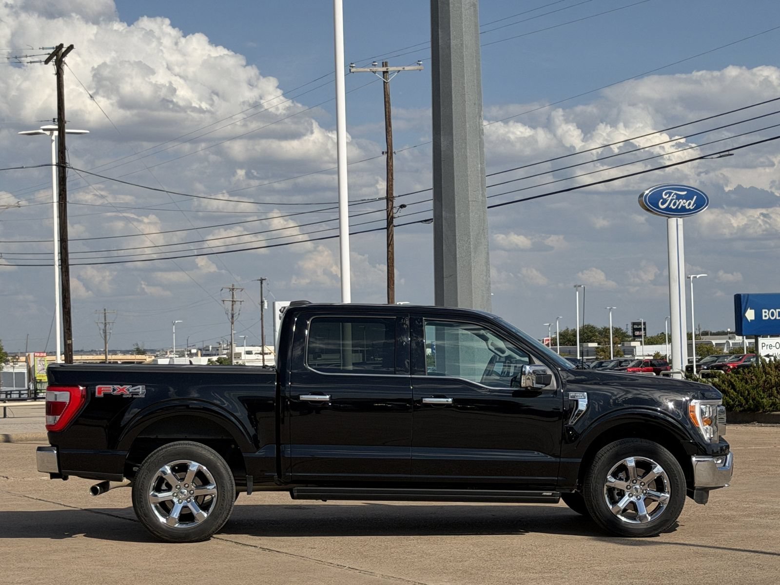 Used 2022 Ford F150 Lariat AWD/4WD image 3