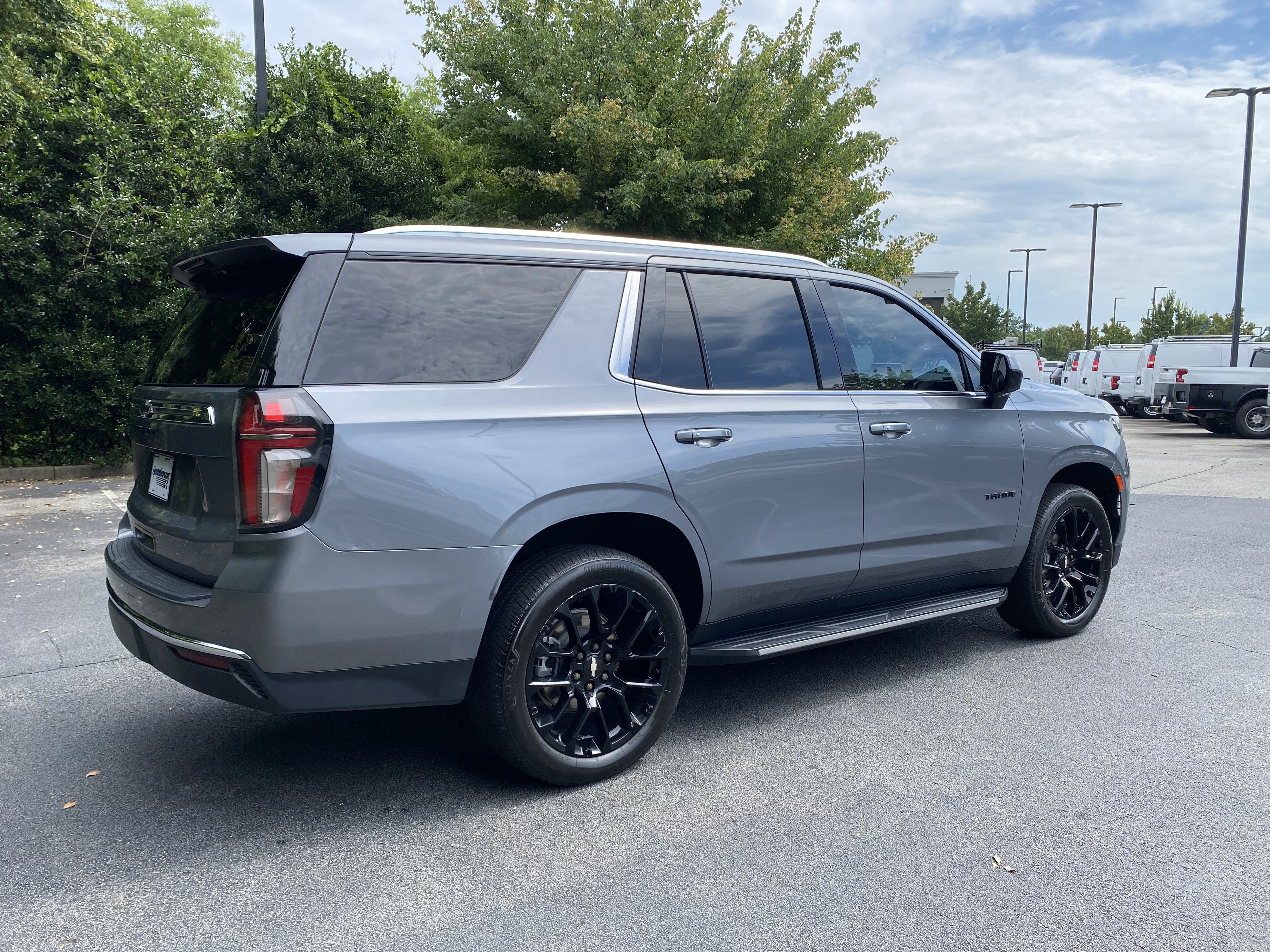 Used 2022 Chevrolet Tahoe LS RWD image 9
