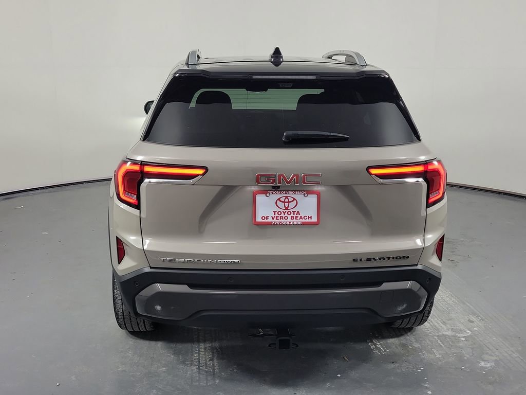 Used 2026 GMC Terrain Elevation w/ Elevation Premium Package AWD/4WD image 6