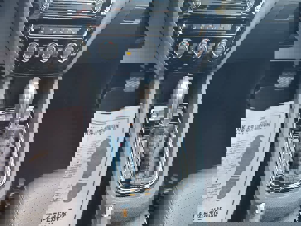 Used 2017 Volkswagen Jetta SEL image 16