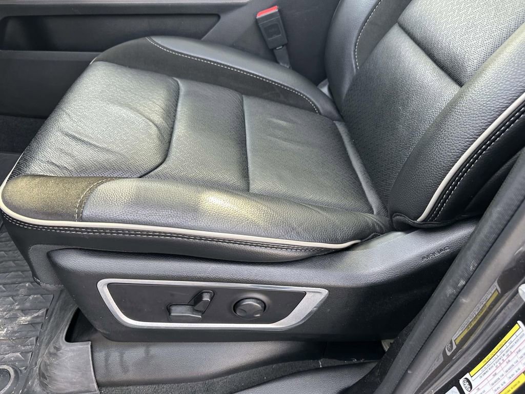 Used 2023 RAM 1500 Laramie image 23