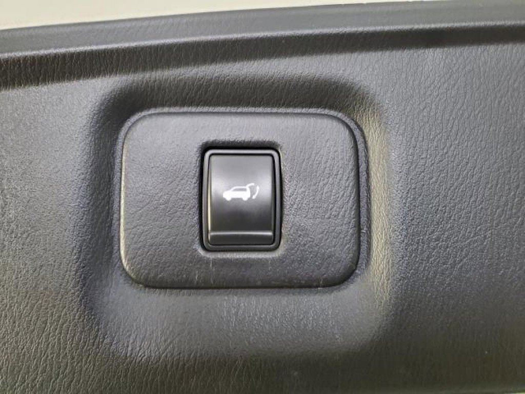 Used 2017 INFINITI QX60 AWD w/ Premium Plus Package image 9