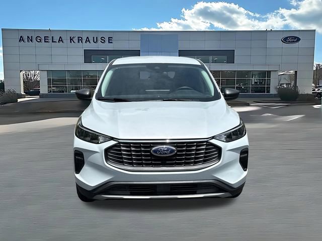 New 2026 Ford Escape Active w/ Tech Pack #1 FWD image 2