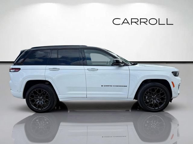 Used 2025 Jeep Grand Cherokee Summit w/ Obsidian Package AWD/4WD image 2