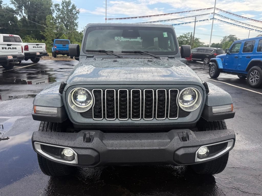 Used 2025 Jeep Wrangler Unlimited Sahara w/ Safety Group AWD/4WD image 9