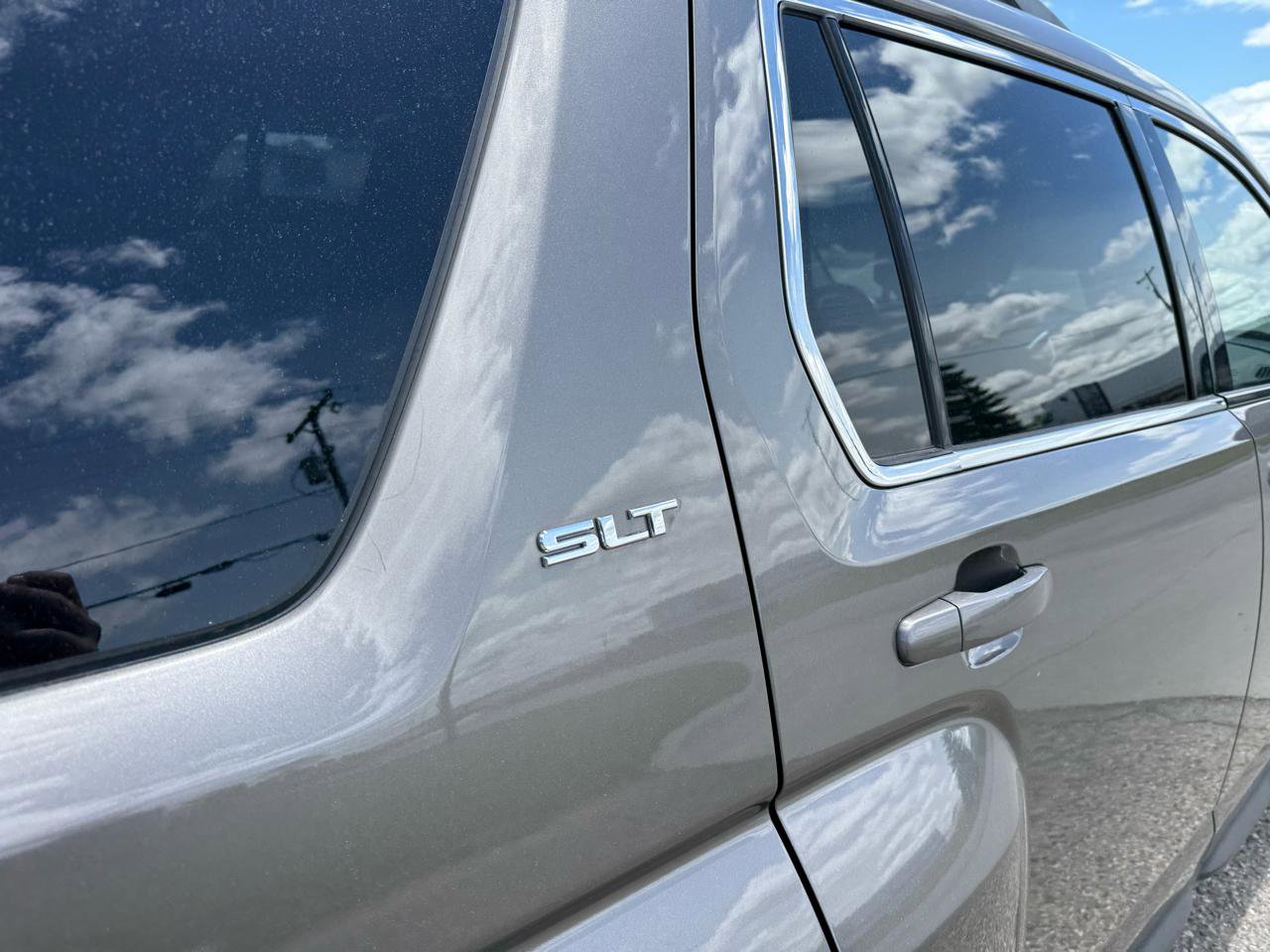 Used 2011 GMC Terrain SLT image 6