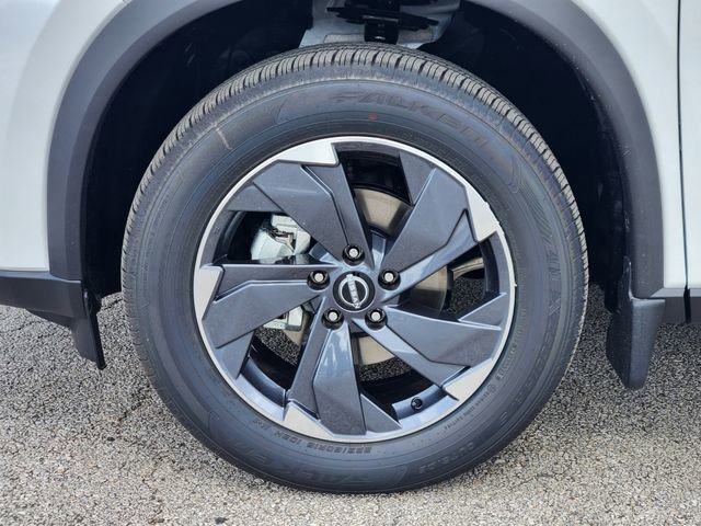 New 2026 Nissan Rogue SV w/ SV Premium Package image 7
